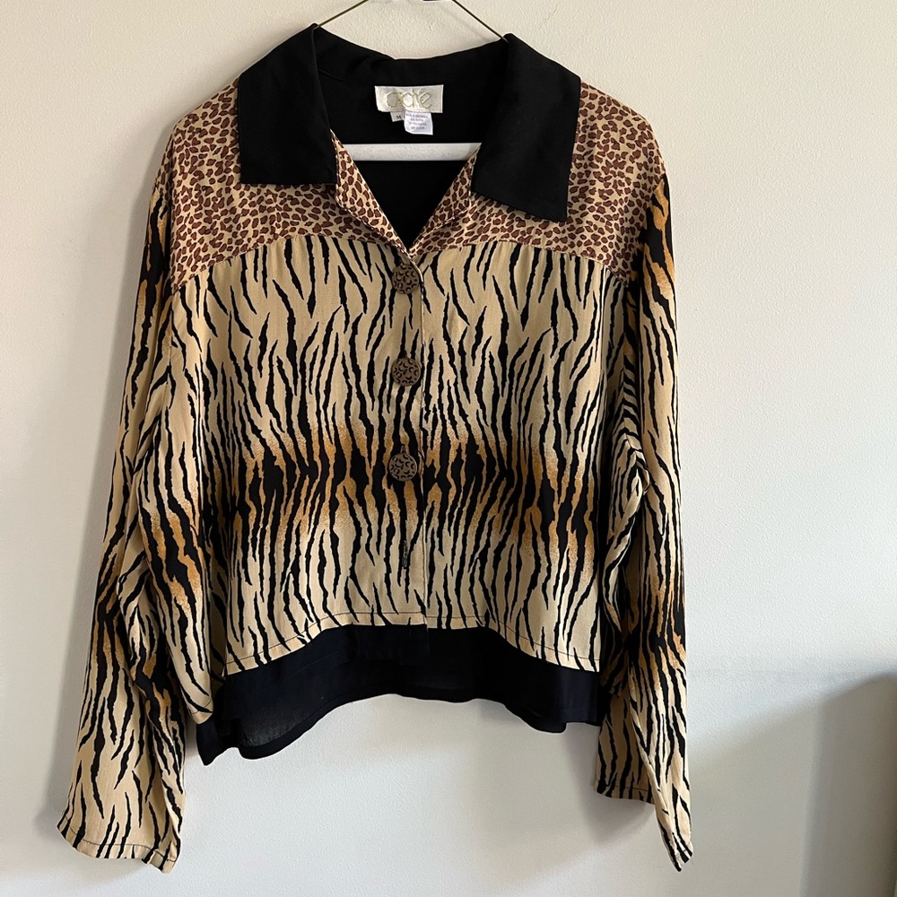 Vintage Caché leopard shirt - Circa 80’s - excellent condition